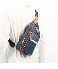 MOUSTACHE/ムスタッシュ MOUSTACHE ムスタッシュ ボディバッグ MOUSTACHE バッグ 合皮 40代 50代 A5 斜め掛けバッグ ショルダーバッグ スリング/503200823