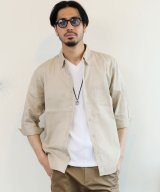 ベージュ