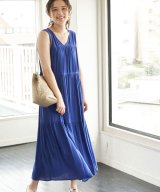 ブルー(44)