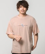 ベージュ