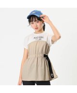 ベージュ