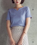 ブルー