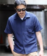 ネイビー