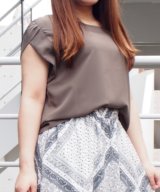 グリーン