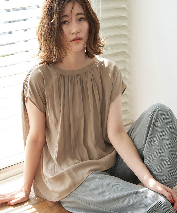 368t*美品 ロペ ROPE 前後2WAYギャザーボリュームスリーブブラウス. 368t*美品 ロペ ROPE 前後2WAYギャザーボリュームスリーブブラウス