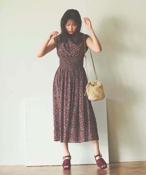 セール 花柄シャーリングワンピース トランテアン ソン ドゥ モード 31 Sons De Mode D Fashion セール 花柄シャーリングワンピース トランテアン ソン ドゥ モード 31 Sons De Mode D Fashion