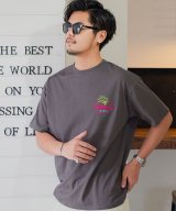 ブラック