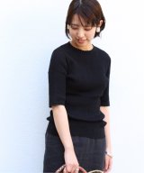 ブラック