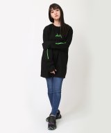 ブラック