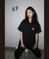 ブラック