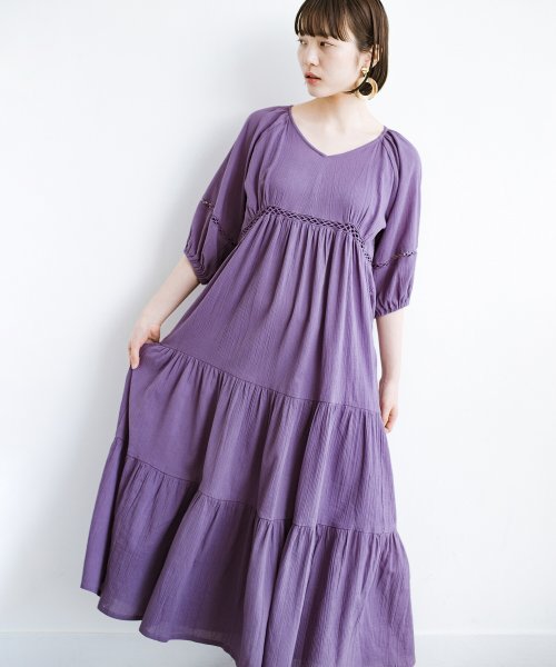 軽やかで気分が上がる ふんわり袖がかわいい楊柳ティアードワンピース ハコ Haco D Fashion 軽やかで気分が上がる ふんわり袖がかわいい楊柳ティアードワンピース ハコ Haco D Fashion