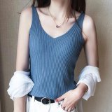 ブルー
