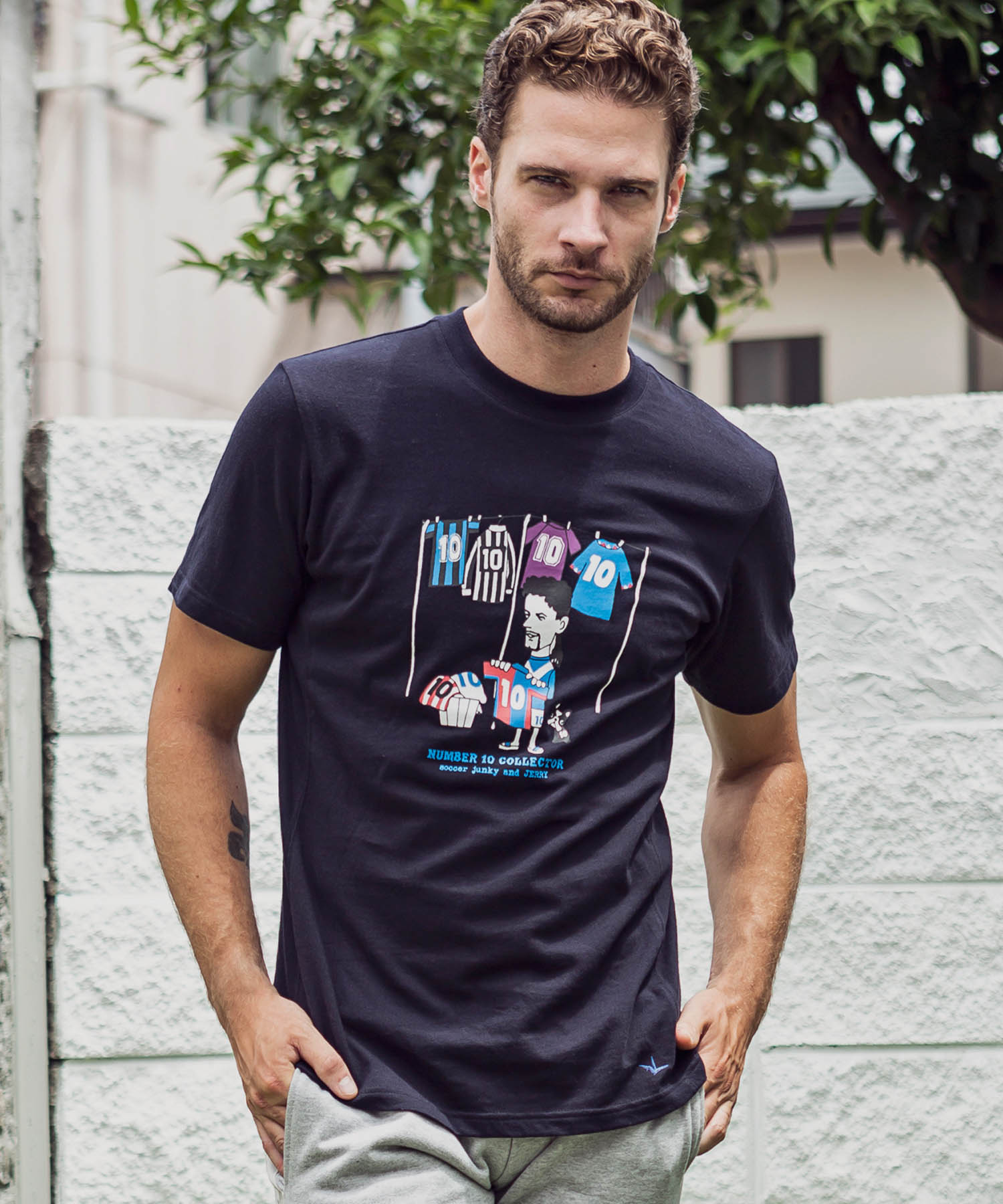 1piu1uguale3 Relax ウノピゥウノウグァーレトレ Soccer Junky サッカージャンキー バッジョユニフォーム Tシャツ 1piu1uguale3 Relax 1piu1uguale3 Relax D Fashion 1piu1uguale3 Relax ウノピゥウノウグァーレトレ Soccer Junky サッカージャンキー バッジョユニフォーム Tシャツ 1piu1uguale3 Relax 1piu1uguale3 Relax D Fashion