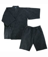 ブラック