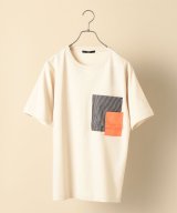 ベージュ
