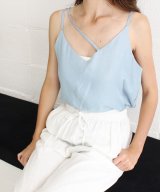 ブルー