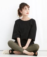 ブラック