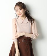 ピンクベージュ