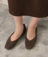 ダークブラウン