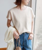ベージュ