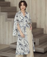ブルー