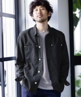 ブラック