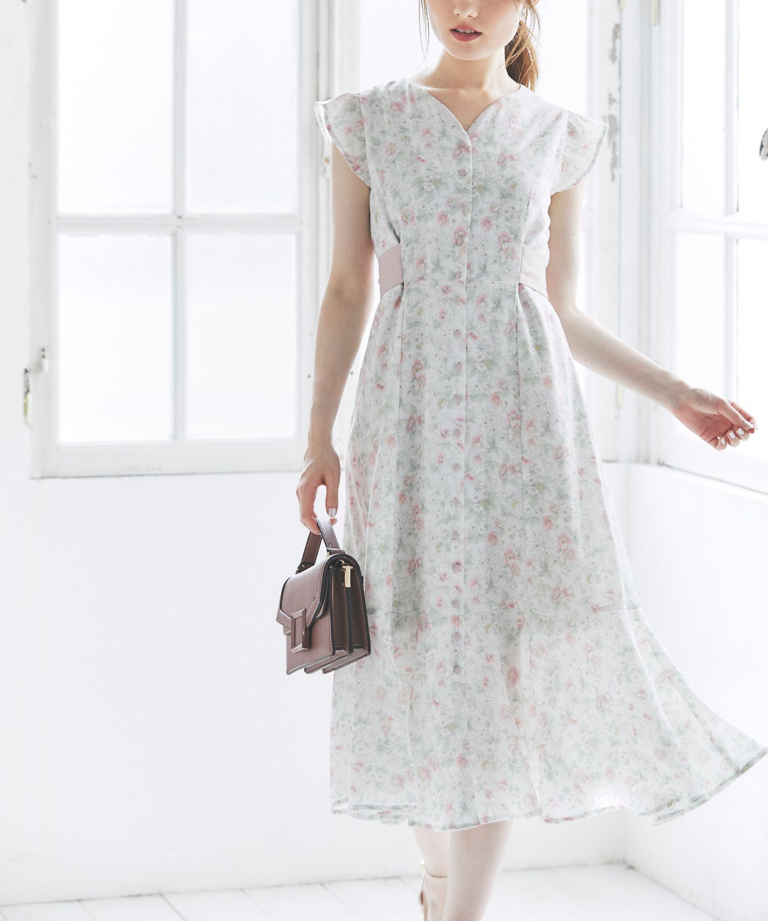 andrea&co 水彩柄ワンピース andrea&co 水彩柄ワンピース - メルカリ