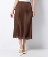 ベージュ