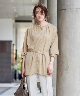 ベージュ