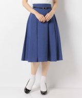 ブルー