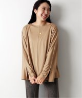 ベージュ