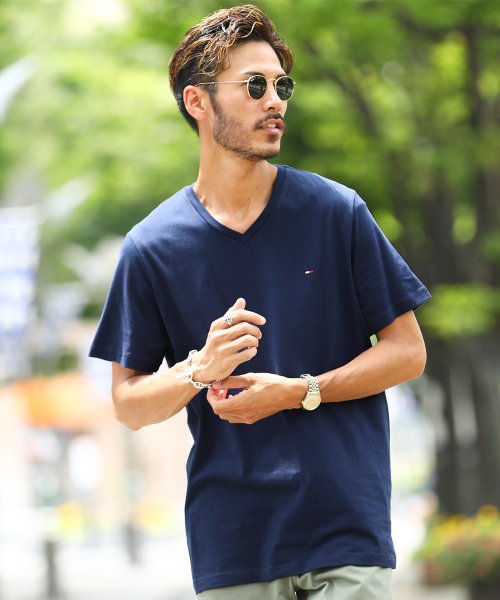 Tommy Hilfiger トミー ヒルフィガー Basic Cotton Core Flag ブランド Tシャツ メンズ レディース Vネック 半袖 T ジギーズショップ Jiggys Shop D Fashion Tommy Hilfiger トミー ヒルフィガー Basic Cotton Core Flag ブランド Tシャツ メンズ レディース Vネック 半袖 T ジギーズショップ Jiggys Shop D Fashion
