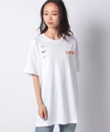 ホワイト