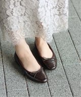ブラウン