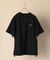 ブラック