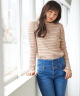 ベージュ