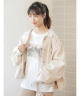 アイボリー