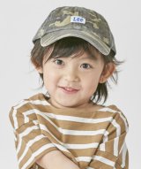 モスグリーン