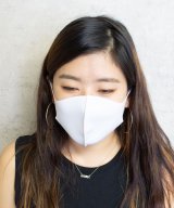 ホワイト