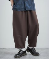 ブラウン