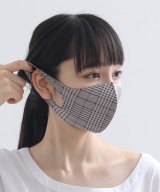 ピンク