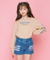 ベージュ