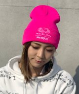 ピンク