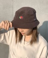 ブラウン