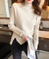 ベージュ