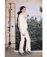 OFFWHITE
