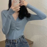 ブルー