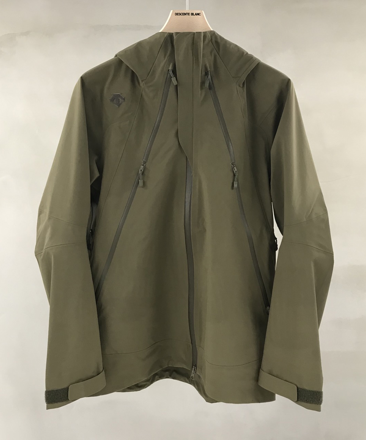 DESCENTE OUTDOOR】GORE-TEXボアマウンテンジャケット【アウトレット