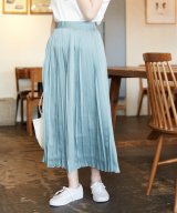 ライトグリーン