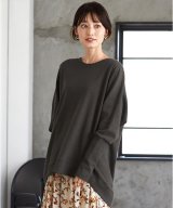 チャコールグレー